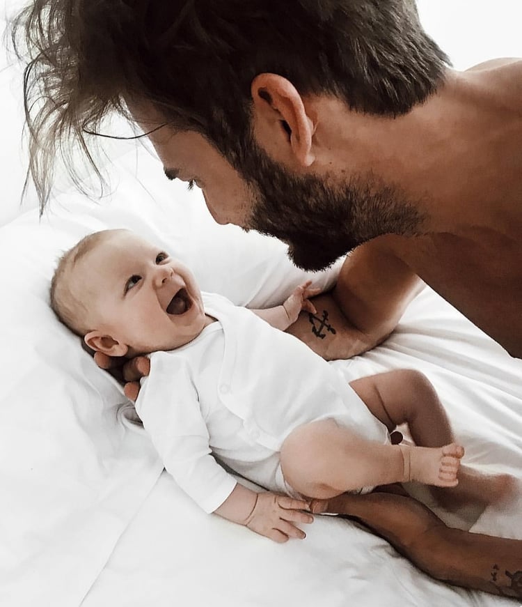 Agnès Guénin – Comprendre Bébé Echange de regards